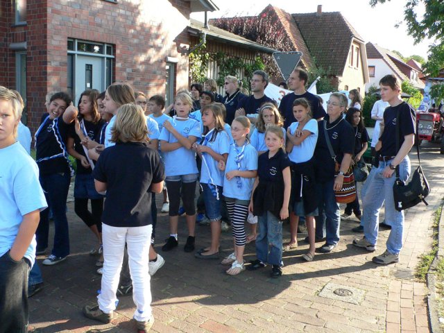 17_Umzug_Markt_2008