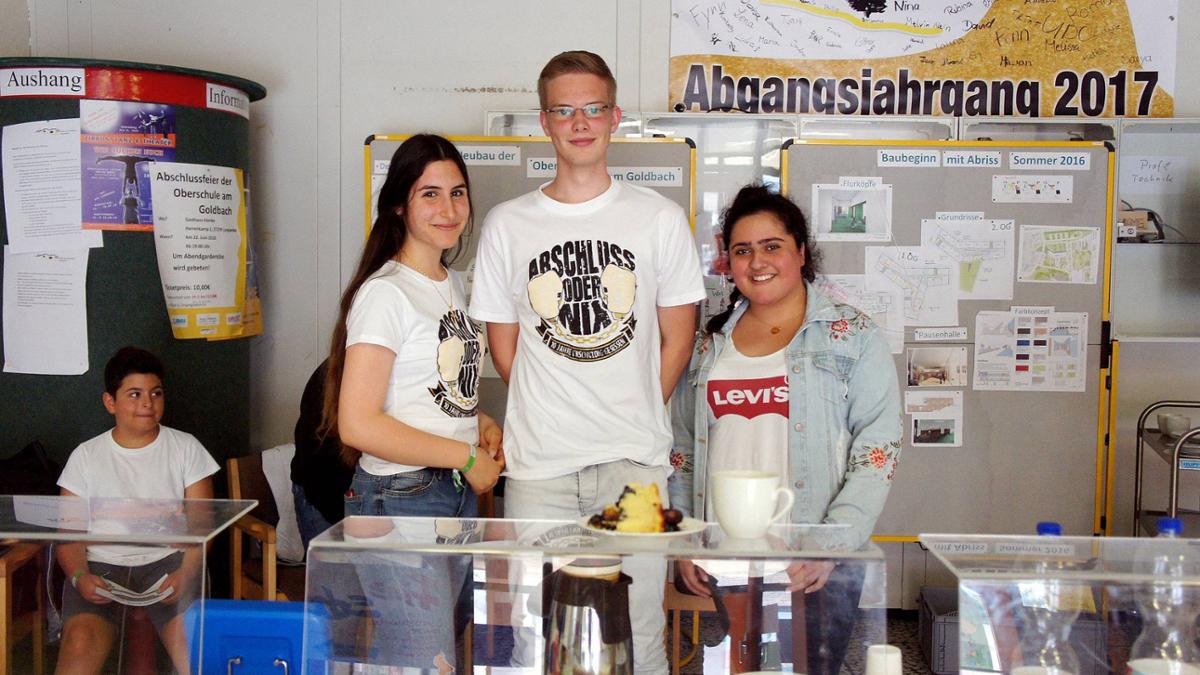 Viktoria Uyar, Calip Kastell und Seher Avanas haben, unter anderem, Torten verkauft und gebacken – nach Rezepten, die mindestens ein halbes Jahrhundert alt sind. © Hustedt